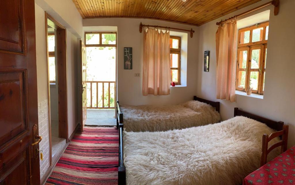 Hotel Grabova Grabove e Siperme Екстериор снимка